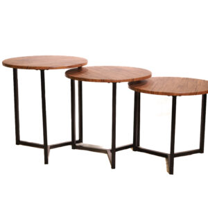 tripple round site table set